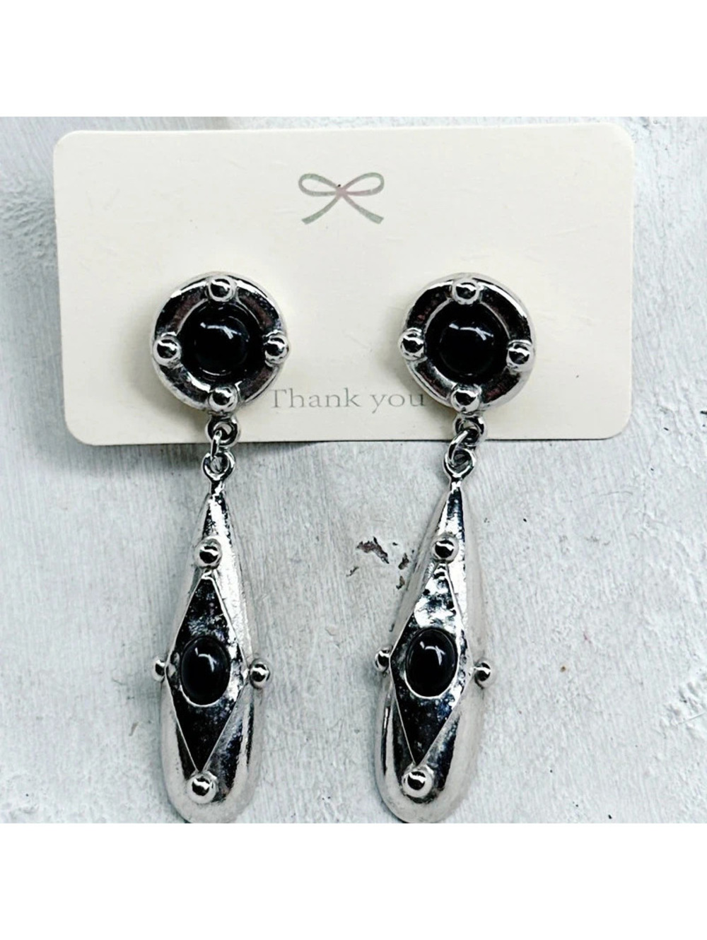 2534mc. Black Silvertone Statement Earrings